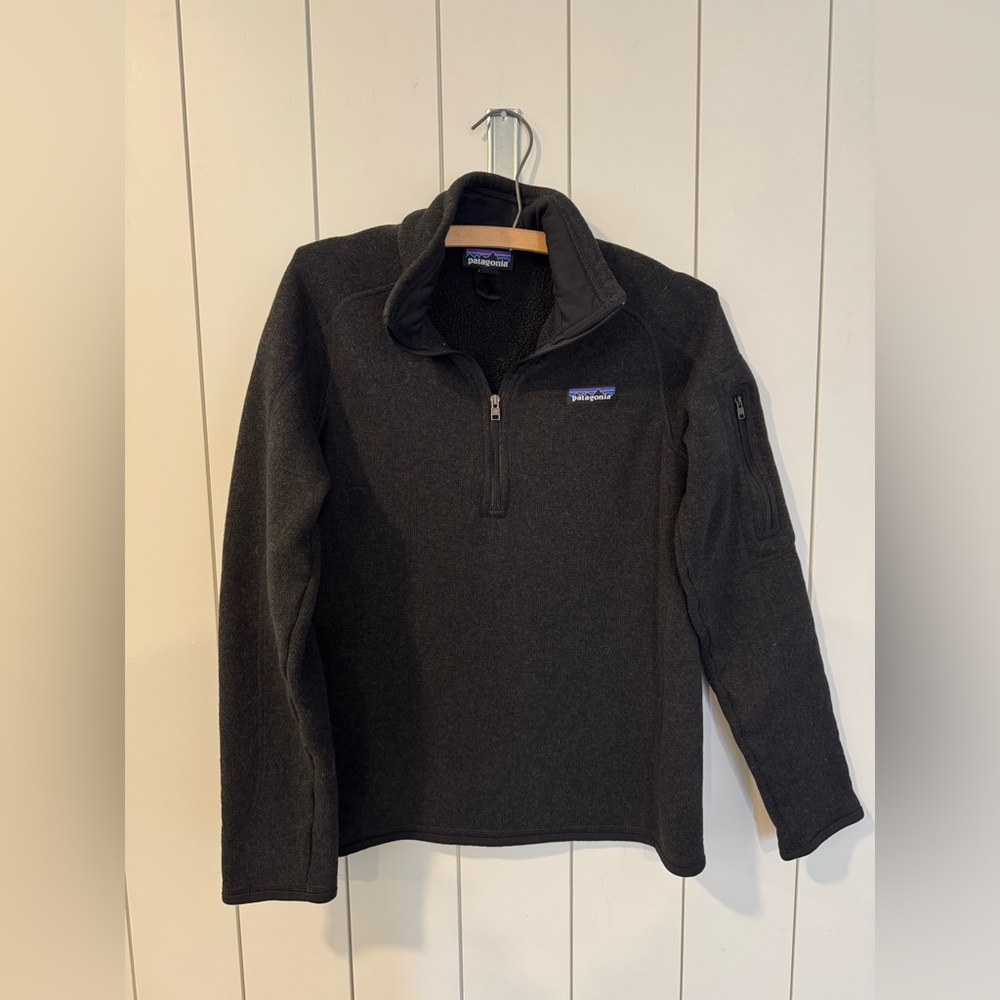 Patagonia women’s 3/4 zip sweatshirt
